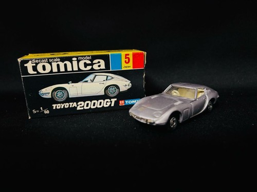 Takara tomy tomica toyota - tomy,